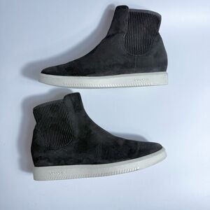 Vince black boots Women's 7.5 shoes Ilona Pull-On High-Top Sneakers